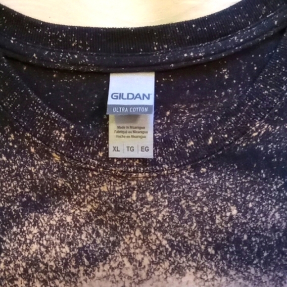 Gildan Bleach Splatter tshirt - Picture 3 of 4